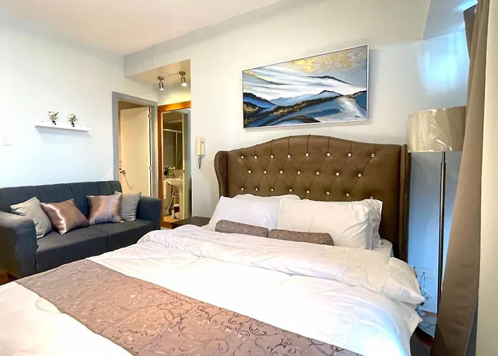 Staycation At Acqua Residences, Iguazu Tower Apartment Manila